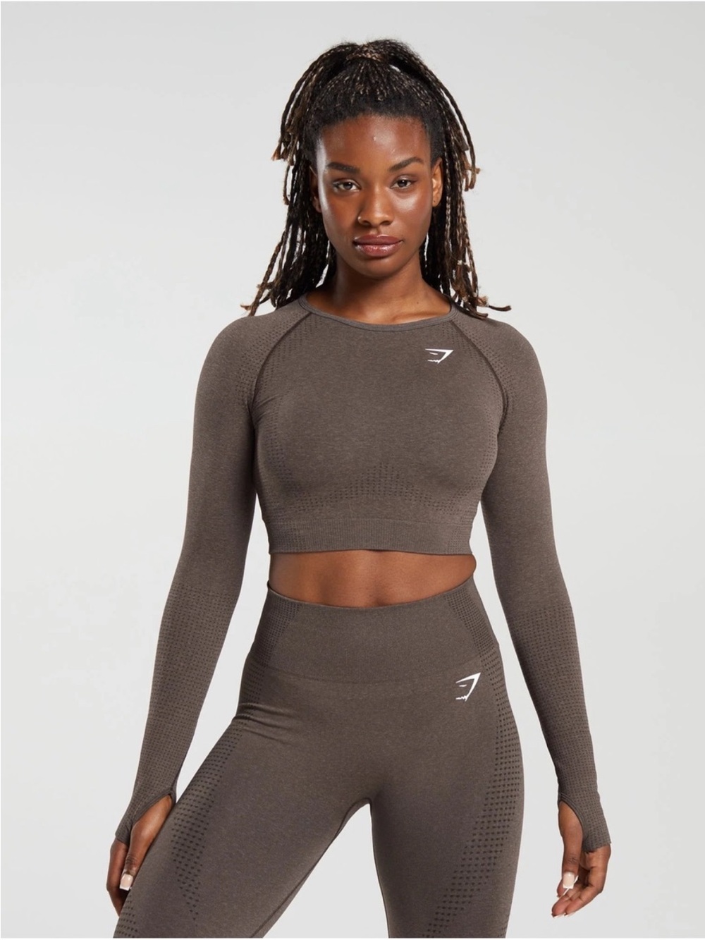 Gymshark Seamless Long-Sleeve Cropped Top - Taupe Brown